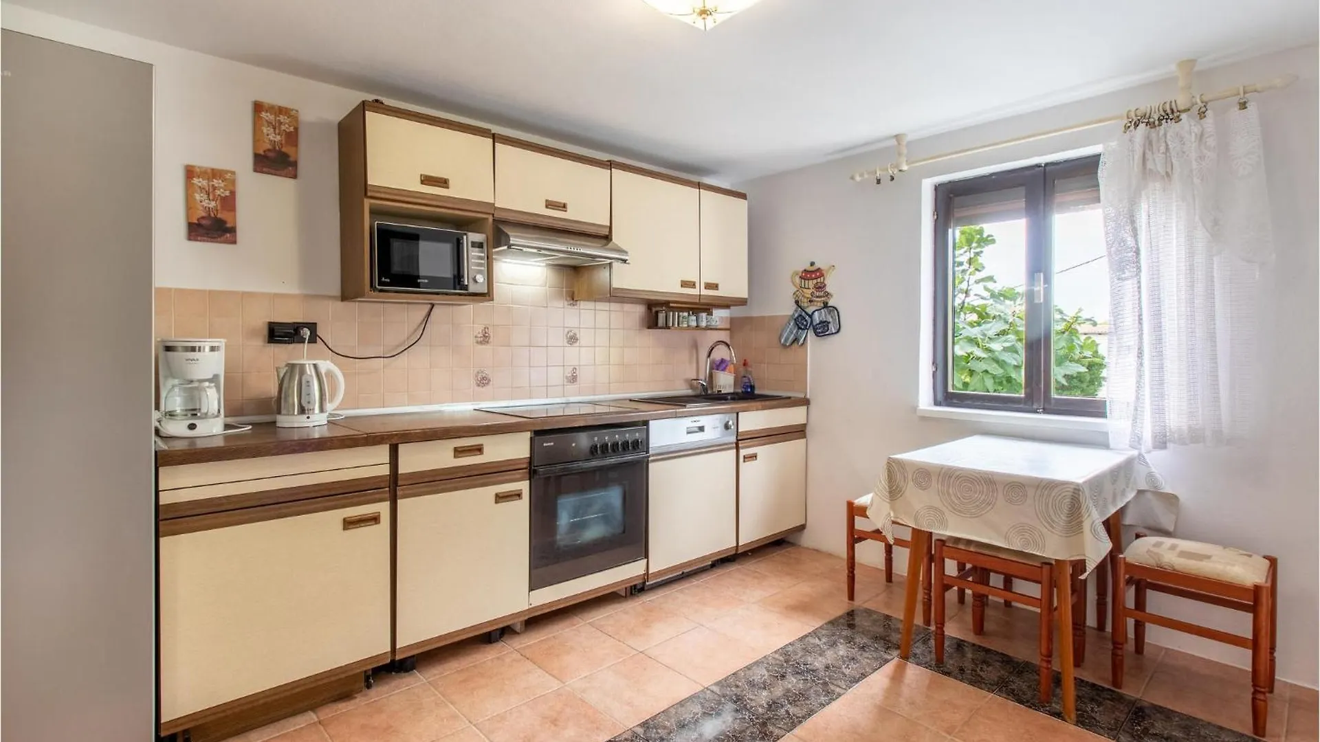 5 Bedroom Gorgeous Home In Maslenica - Jasenice 0*,  Croatia