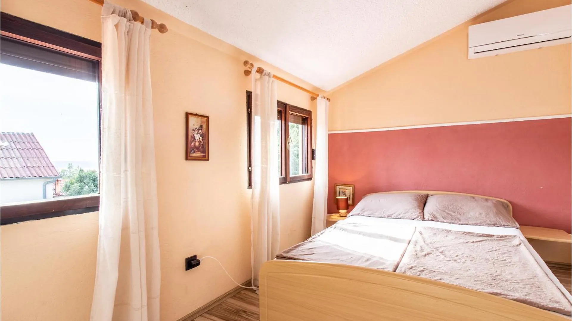 5 Bedroom Gorgeous Home In Maslenica - Jasenice