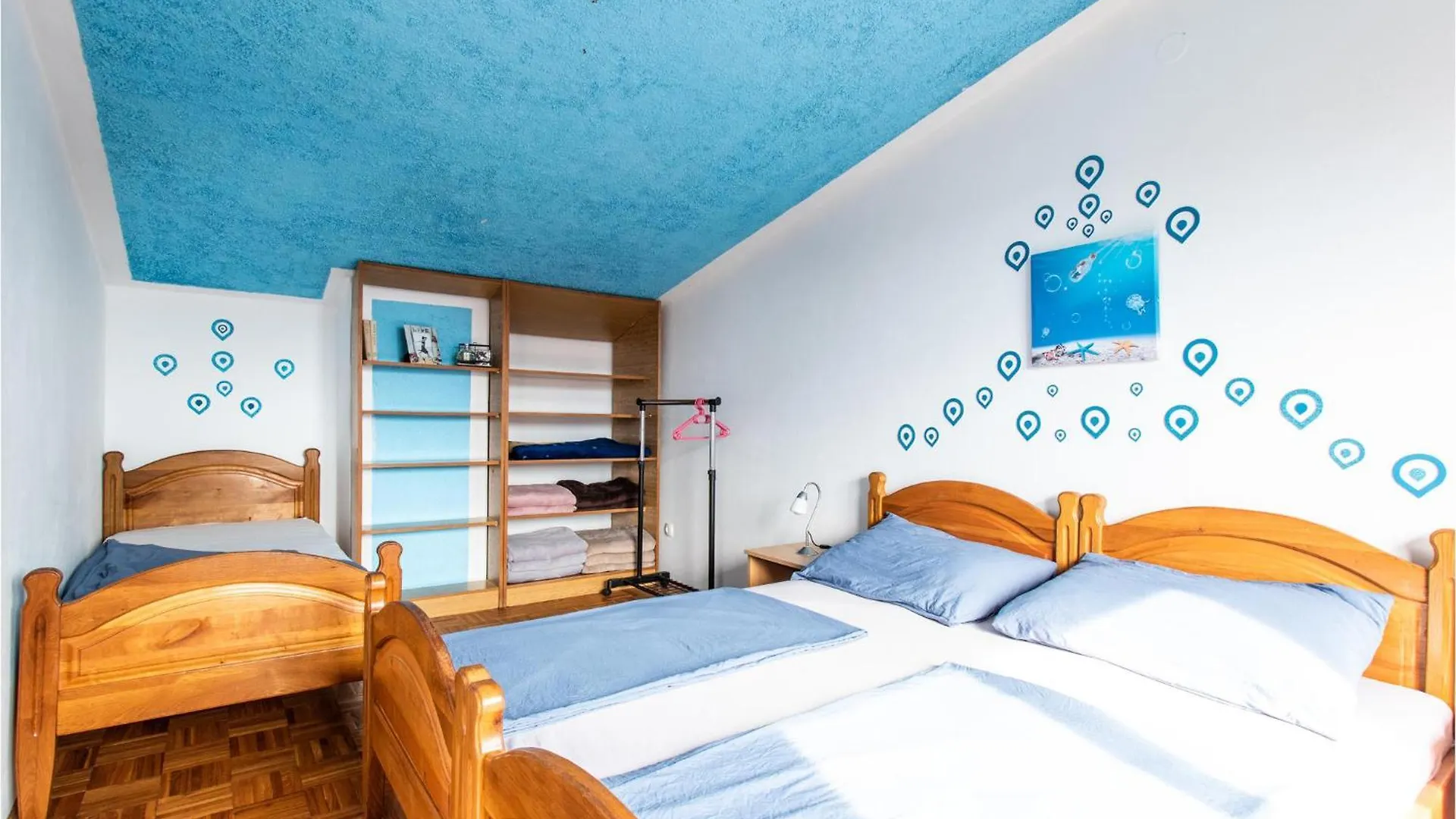 5 Bedroom Gorgeous Home In Maslenica - Jasenice